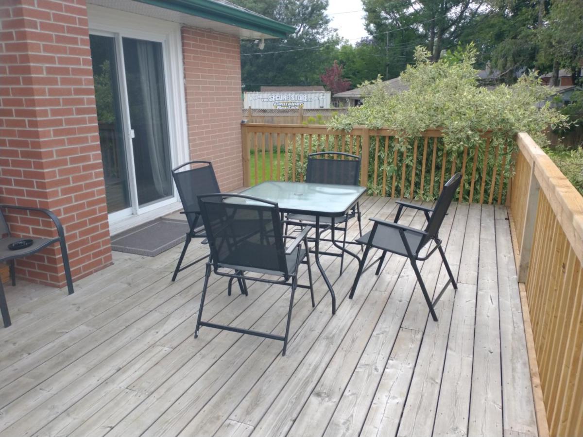 Вілла Barrie North Retreat - Quiet And Friendly Екстер'єр фото